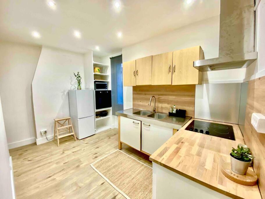 Charmant Appartement Plein Centre Marseille Exterior photo